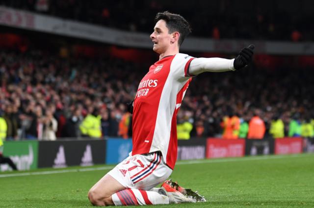 亚博体育-【联赛杯】恩凯蒂亚戴帽 小将首球 阿森纳5-1桑德兰