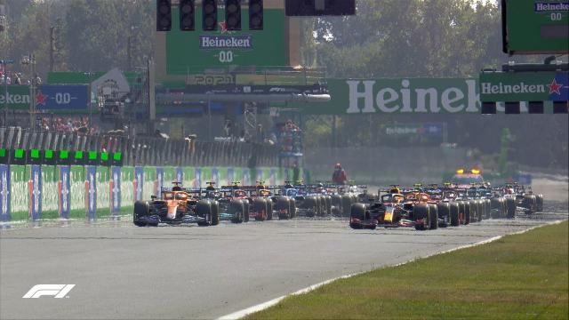 亚博体育-意大利站里卡多夺冠 汉密尔顿维斯塔潘“惊天一撞”